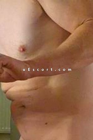 Simon - Coventry Boy Escorts