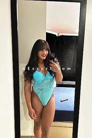 Naty Ts - London Trans Escorts
