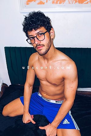 Alejandrojr - Male escorts London