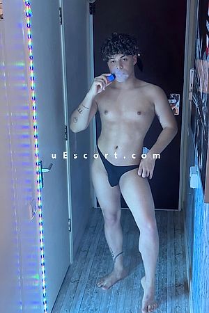 Lucas - Male escorts London