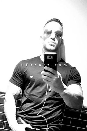 MikezMagiks - Male escorts Watford