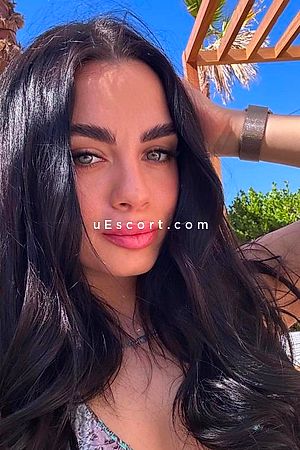 Bonnie - London Escorts