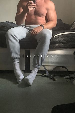 StraightJames - Male escorts London