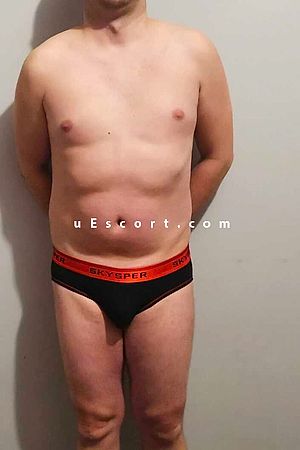 Tomas - Male escorts Hull