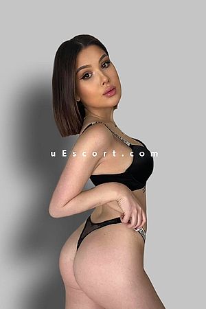 Stephanie - Escort girls London