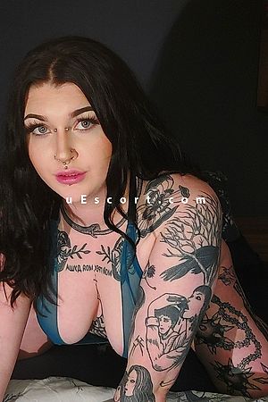 Lexi - Escort girls Wigan