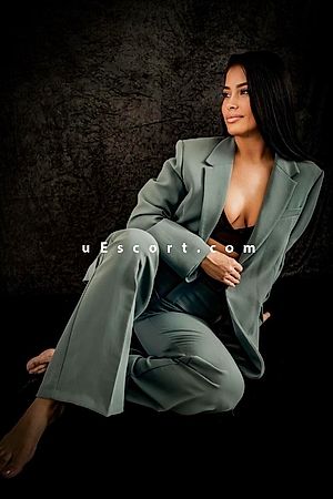 Alana - London Escorts