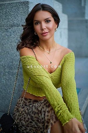 Monica - LEI - London Escorts
