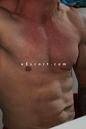 Marcus666 - Male escorts London