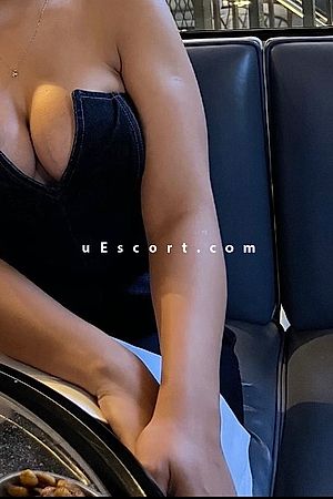 Nour - Escort girls London