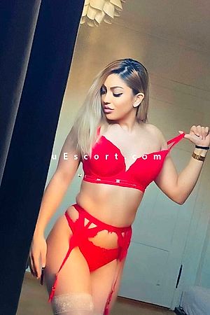 Eliza - Escort girls London