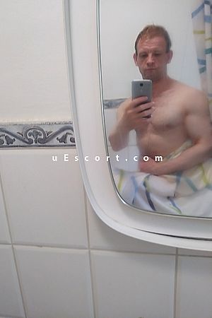 Brandon69xxlgigolo - Male escorts London