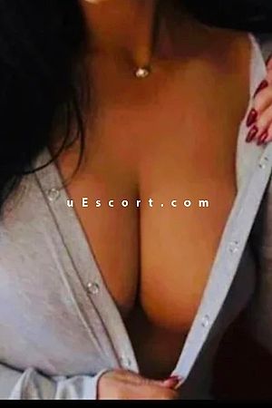 Mia B - Escort girls Kent