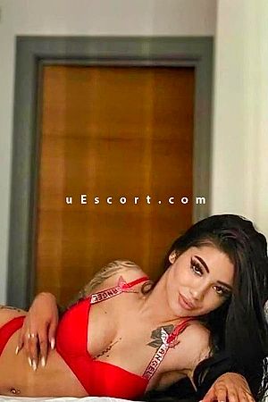 BEST CHOICE PARTY AND FRIENDLY - Essex Escorts
