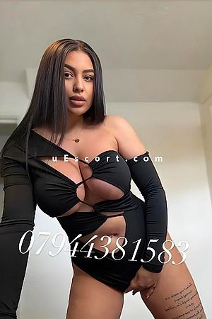 TOP BRUNETTE REAL - Plymouth Escorts