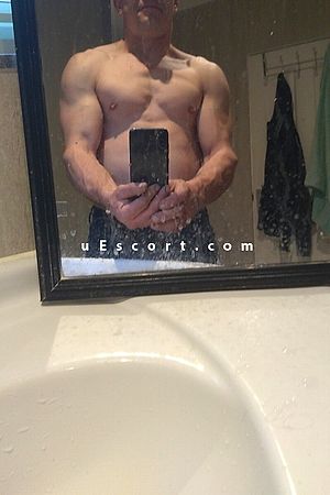 Mantas - Male escorts Romford