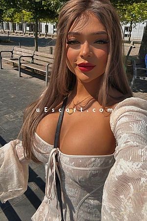 Noa Aliya - London Escorts