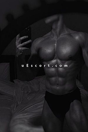 FADI - Male escorts Manchester