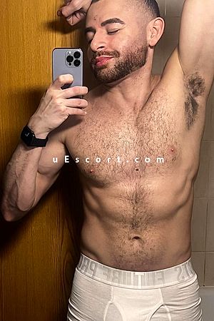 LATINOHairXL - Male escorts London