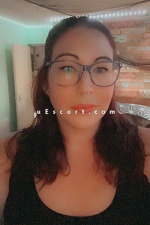 Big-booty - Escort girls Heanor