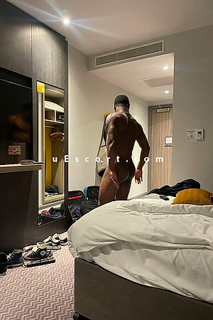 WonderAfro - Male escorts Harrogate