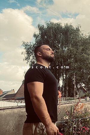 ALEXANNDER - Male escorts London