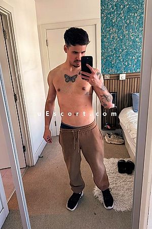 Mario - London Boy Escorts