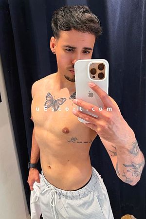 Mario - London Boy Escorts