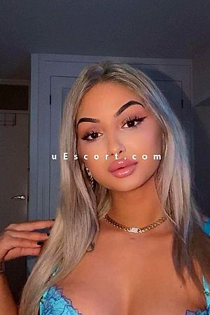 Anemonna - Escort girls London