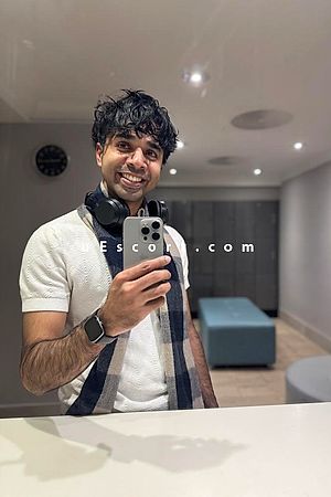 Antony - Male escorts London