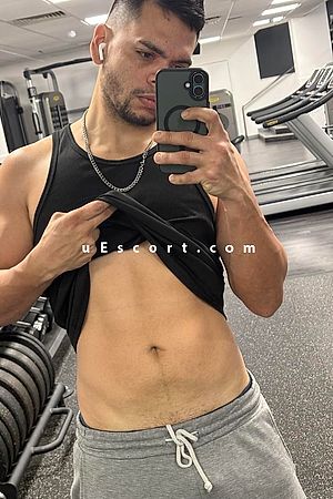 Leandro Latin - Male escorts London