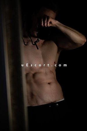 Slenderboy - Glasgow Boy Escorts