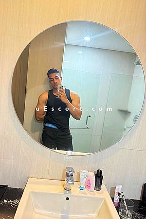 Ricky BALI - Glasgow Boy Escorts