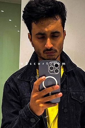 Aryan Photo