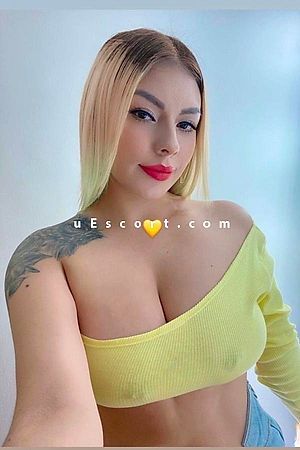 Pam - Leeds Escorts