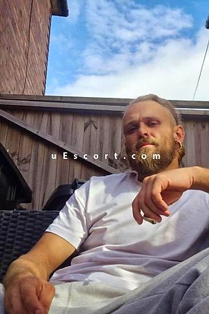 Happsy - Carlton Boy Escorts