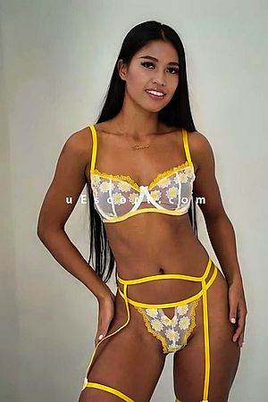 Yohanna Photo #3
