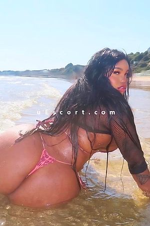 BIG BOTTOM BRAZILIAN TAINA 🇧🇷🇧🇷🍑🍑 Photo #3