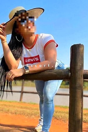 Vip Brunette first time in Portsmouth Photo #2
