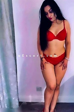 ELLA Photo