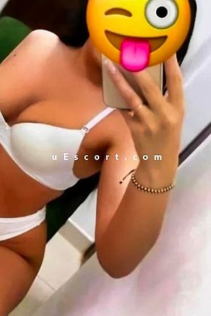 Sara - Swansea Escorts