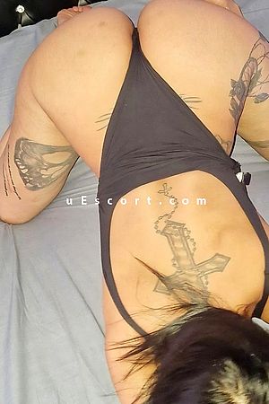 Cristina Hi I,m new in town Photo #3