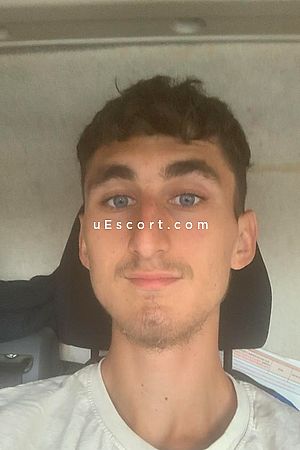 Alex - Watford Boy Escorts