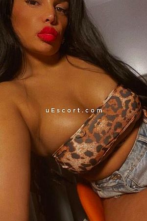 Halfindianella - Leicester Escorts