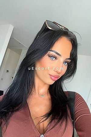 Starr - Manchester Escorts