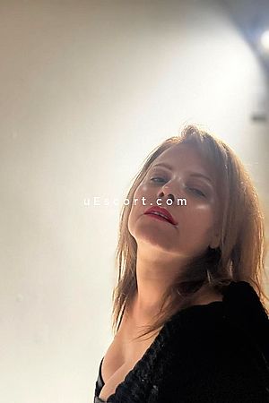 Valeria - Andover Escorts