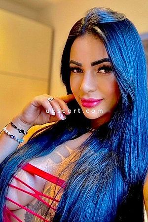 Dannielle Photo #2