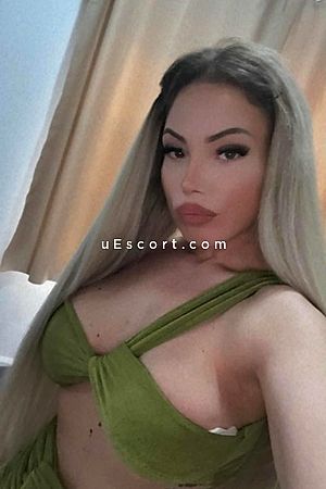 NellyForU Photo #3