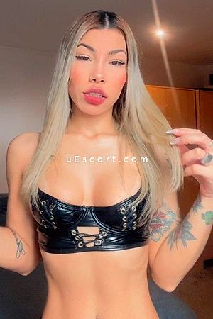 Carol Portudo Photo #3