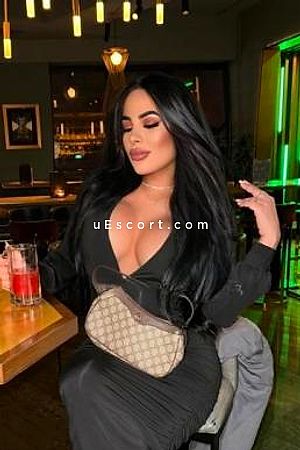 Bárbara - Birmingham Escorts